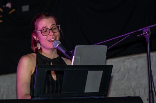 Toonmoment en karaoke avond 2019.