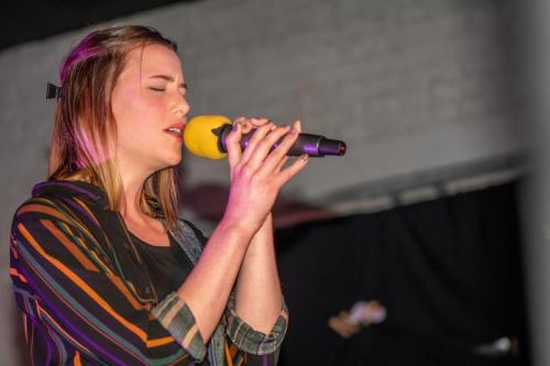 Toonmoment en karaoke avond 2019.